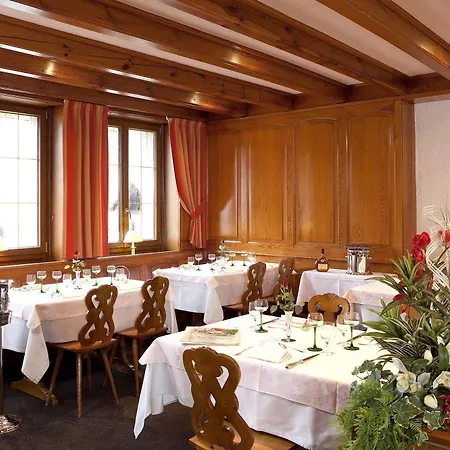 فندق Logis Hotel-restaurant De La Poste 2*