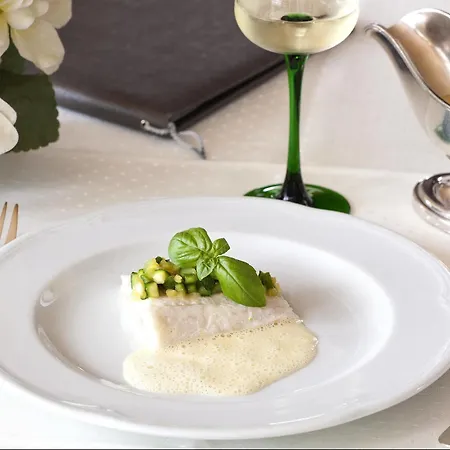 Logis Hotel-restaurant De La Poste Hotel Urmatt