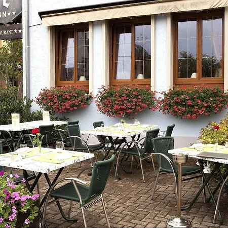 Logis Hotel-restaurant De La Poste 2*