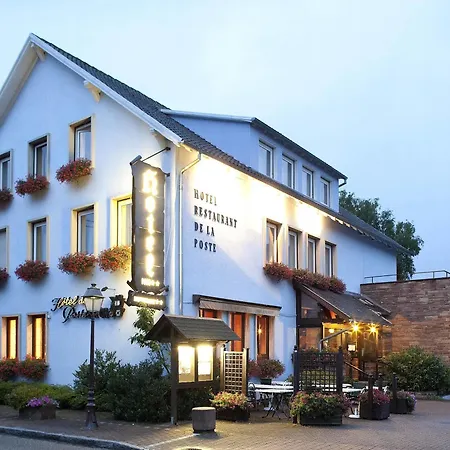 Отель Logis Hotel-restaurant De La Poste